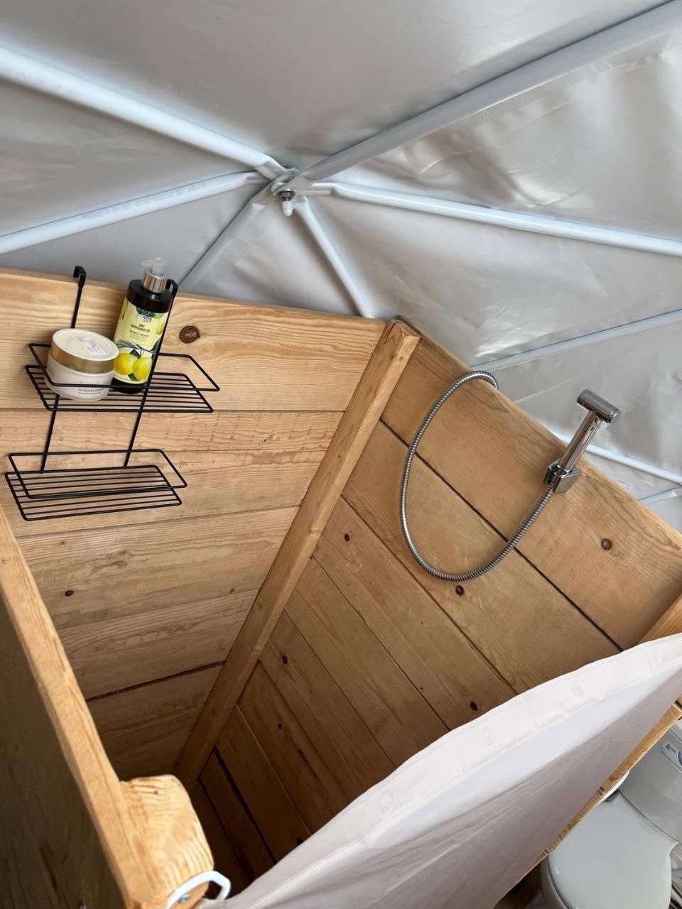 Hotel Glamping Rose Radovici Exterior foto